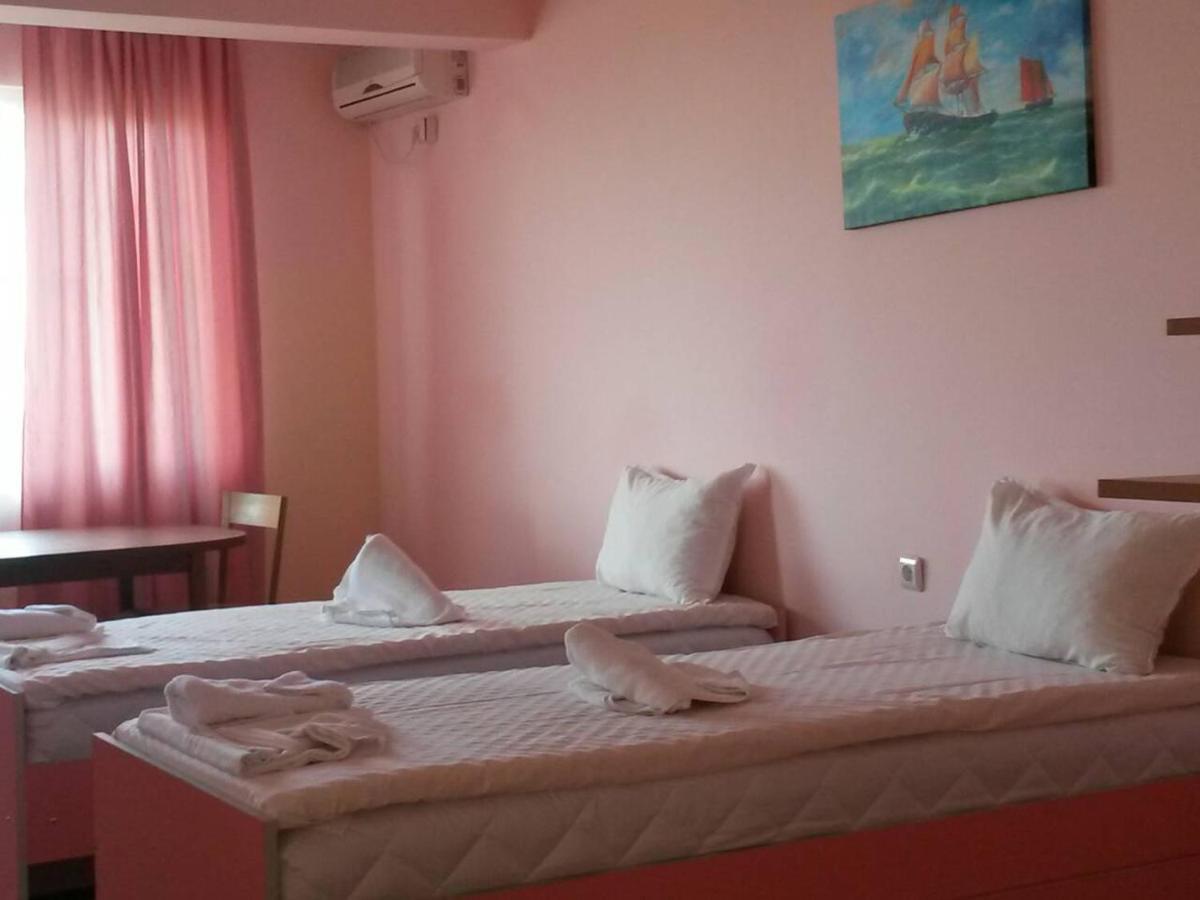 Complex Exotica Hotel Lozenets Eksteriør billede