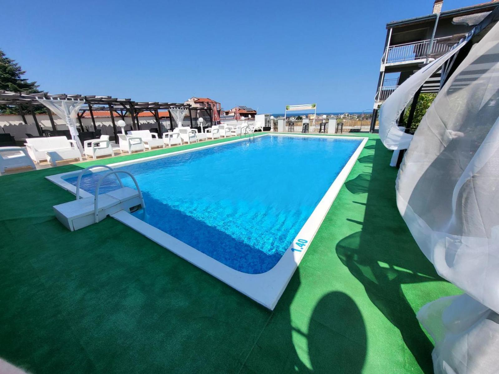 Complex Exotica Hotel Lozenets Eksteriør billede