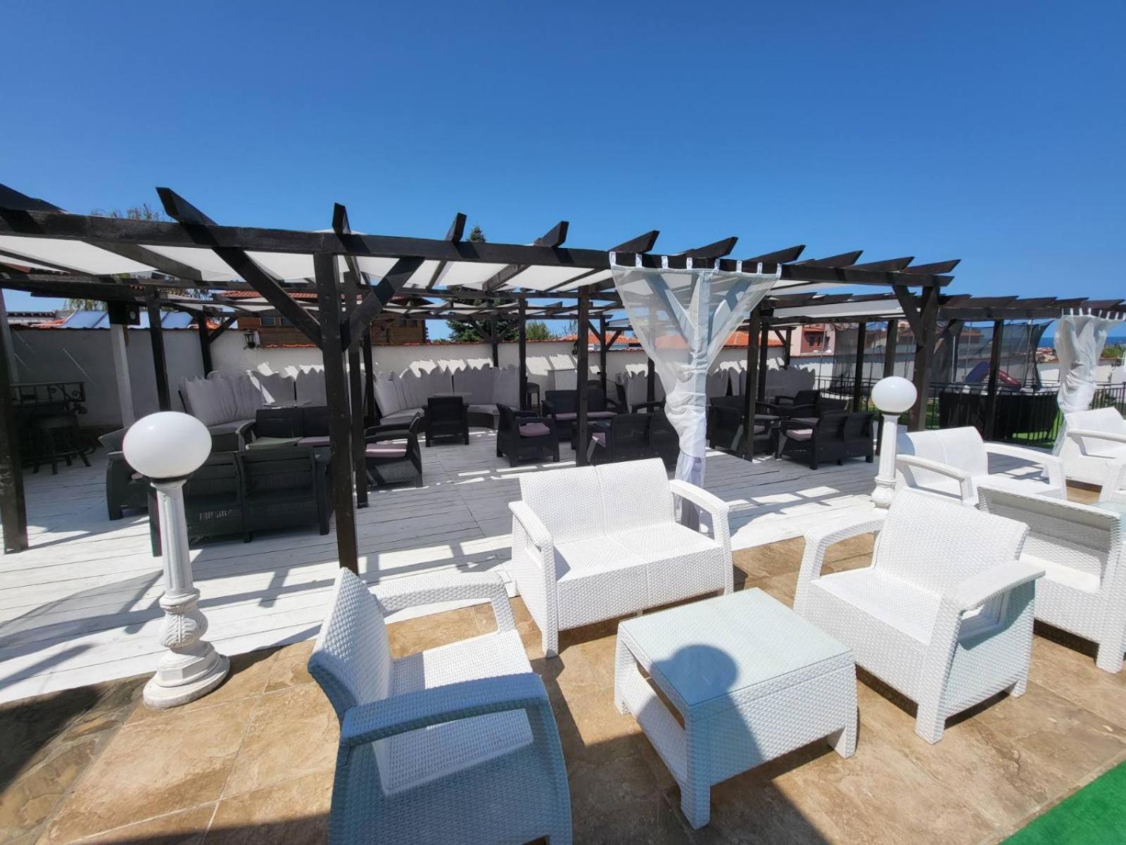 Complex Exotica Hotel Lozenets Eksteriør billede
