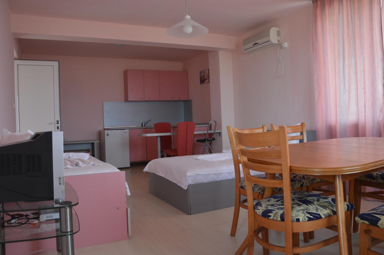 Complex Exotica Hotel Lozenets Eksteriør billede